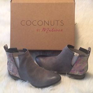 Coconuts by Matisse booties